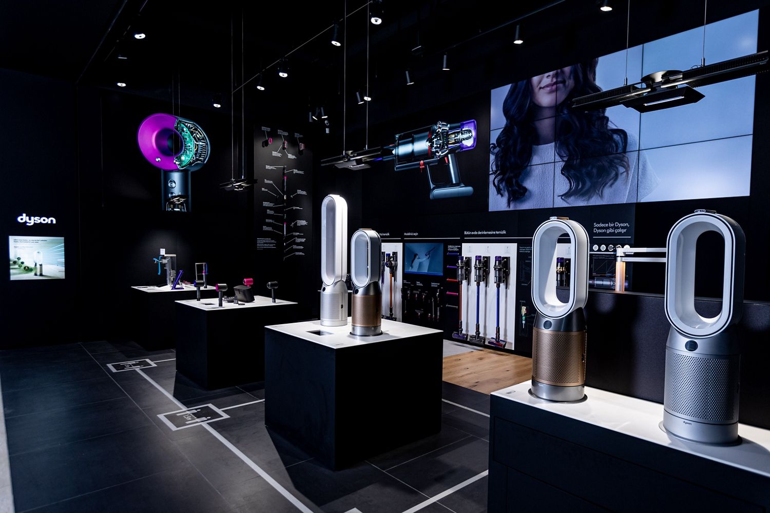 Dyson Demo store Akasya, Turkey